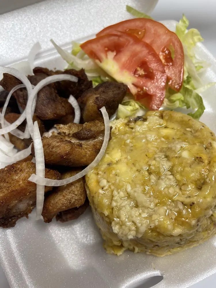 Ribs and Tostones